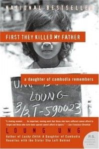 First They Killed My Father_ A Daughter of Cambodia Remembers - Loung Ung - 9780060856267