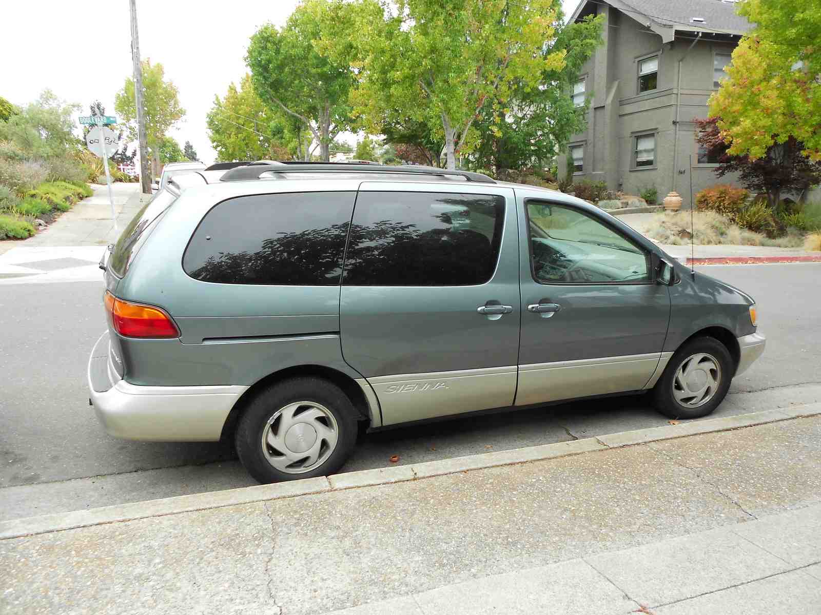 1998 toyota sienna repair #3