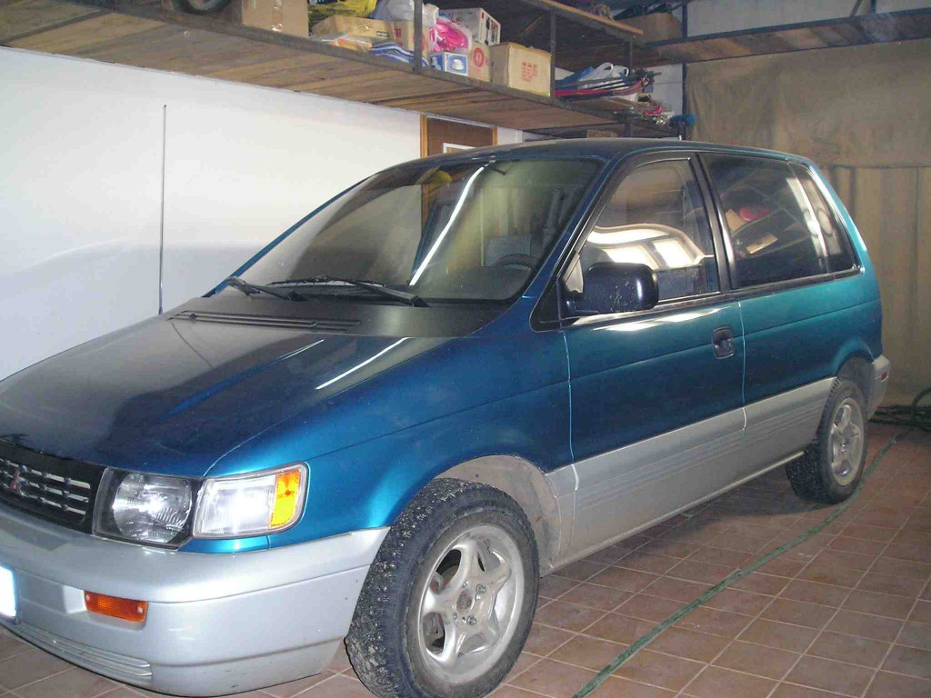 Mitsubishi space wagon 1994